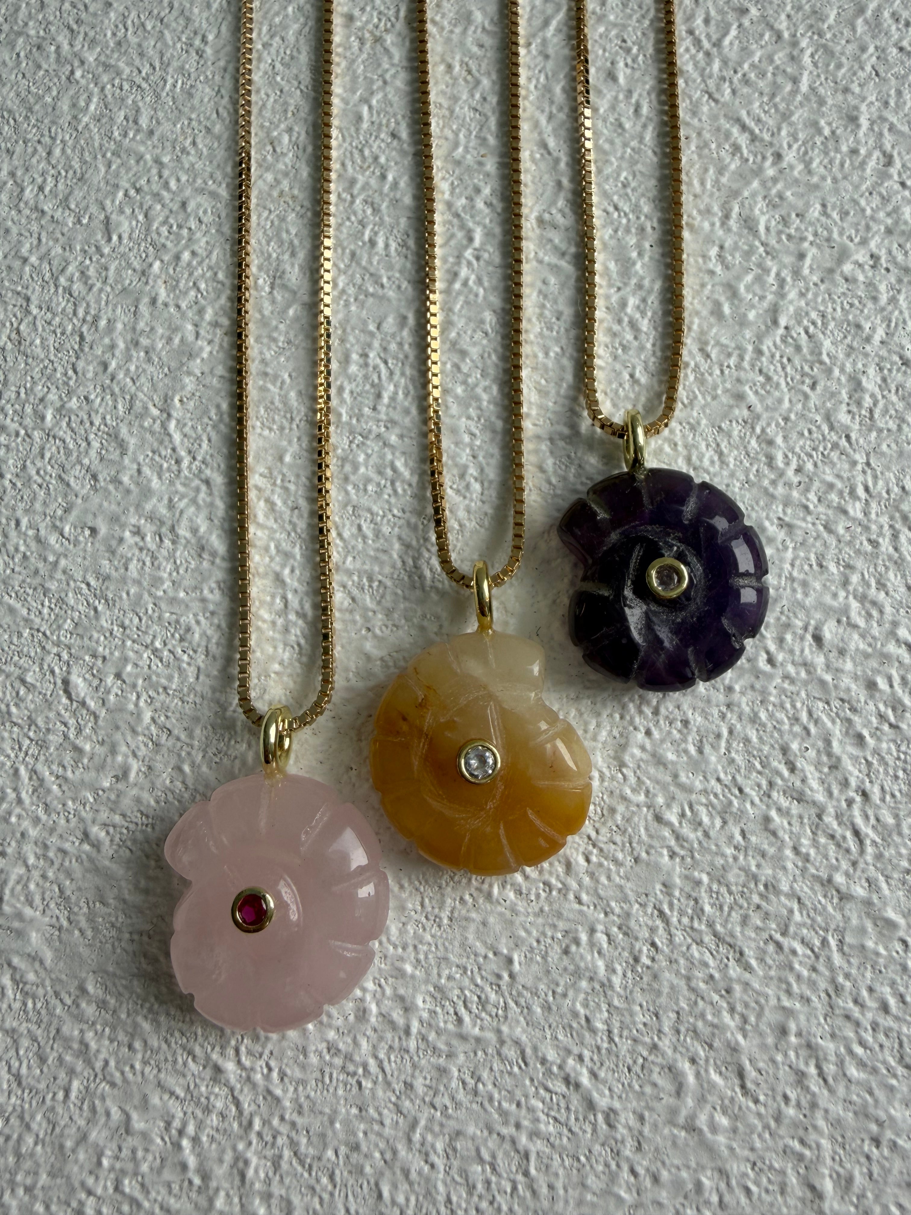 Caracola Necklace